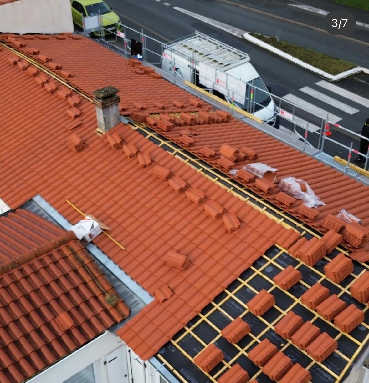 Rénovation complète de toiture en tuiles terre cuite à Clermont-Ferrand